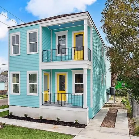 Nola Getaway Vila